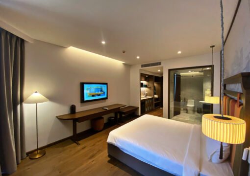Double Queen Room – Phòng đôi cao cấp 2 giường lớn