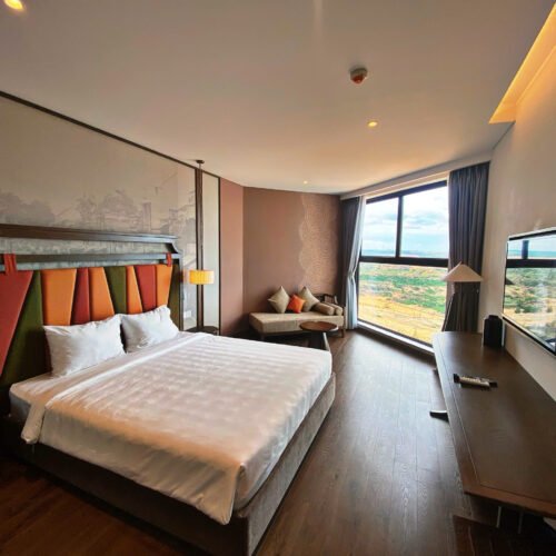 Double Queen Room – Phòng đôi cao cấp 2 giường lớn
