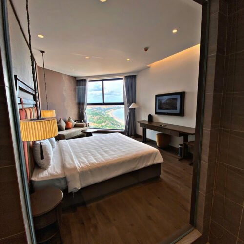 Double Queen Room – Phòng đôi cao cấp 2 giường lớn