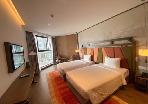 Double Queen Room – Phòng đôi cao cấp 2 giường lớn